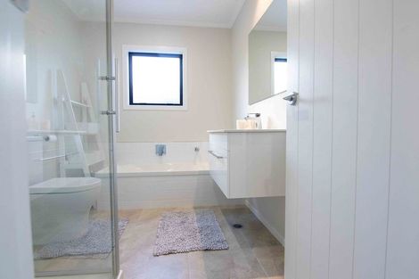 Photo of property in 33 Ridgedale Crescent, Flagstaff, Hamilton, 3210