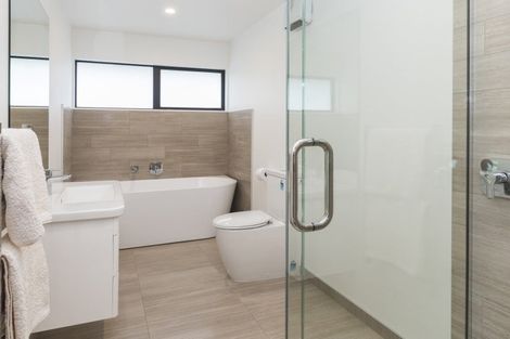 Photo of property in 2/27 Bristol Street, St Albans, Christchurch, 8014