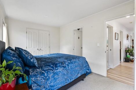 Photo of property in 10/17 Neta Grove, Henderson, Auckland, 0612