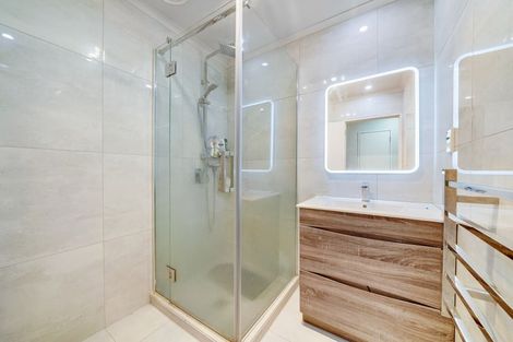 Photo of property in 18 Chapel Road, Flat Bush, Auckland, 2019