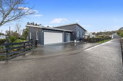 Photo of property in 962 Kahikatea Flat Road, Waitoki, Kaukapakapa, 0871