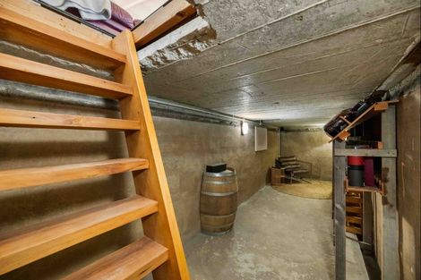 Photo of property in 1 Hall Road, Bannockburn, Cromwell, 9384