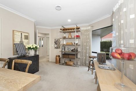 Photo of property in 4 The Avenue, Harrowfield, Hamilton, 3210