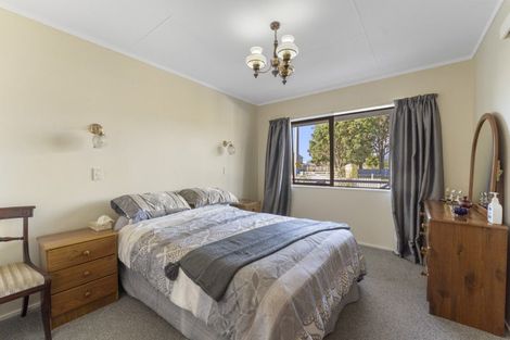 Photo of property in 63 Convent Road, Otaki, 5512