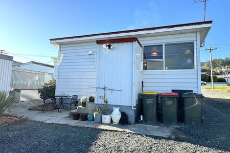 Photo of property in 59 Salcombe Street, Kaitangata, 9210