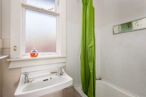 Photo of property in 108 Riverlaw Terrace, Saint Martins, Christchurch, 8022