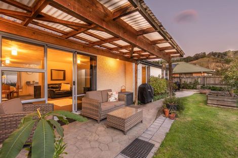 Photo of property in 4 Vining Crescent, Stoke, Nelson, 7011