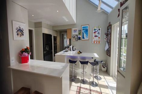 Photo of property in 206 Hurstmere Road, Takapuna, Auckland, 0622