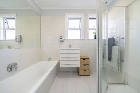 Photo of property in 27 Rimu Street, Naenae, Lower Hutt, 5011