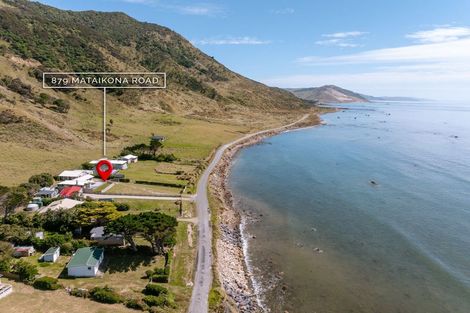 Photo of property in 879 Mataikona Road, Mataikona, Masterton, 5889