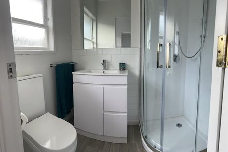 Photo of property in 20 Brandon Road, Glen Eden, Auckland, 0602