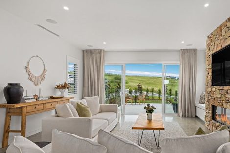 Photo of property in 11 Moya Drive, Matakana, 0985