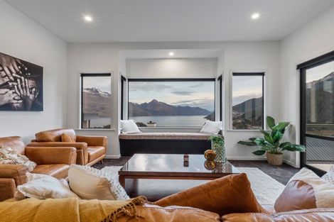 Photo of property in 56a Belfast Terrace, Queenstown, 9300