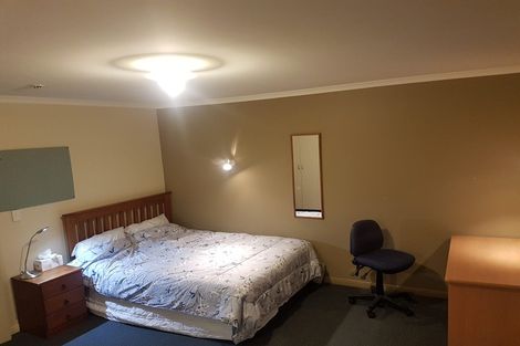 Photo of property in 33 Queen Street, Brighton, Dunedin, 9035