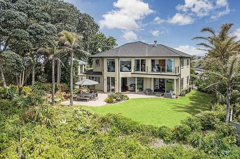 Photo of property in 24 Cliff Road, Torbay, Auckland, 0630