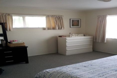 Photo of property in 1/28 Prince Regent Drive, Half Moon Bay, Auckland, 2012