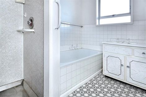 Photo of property in 2/28 Strathfield Avenue, Dallington, Christchurch, 8061