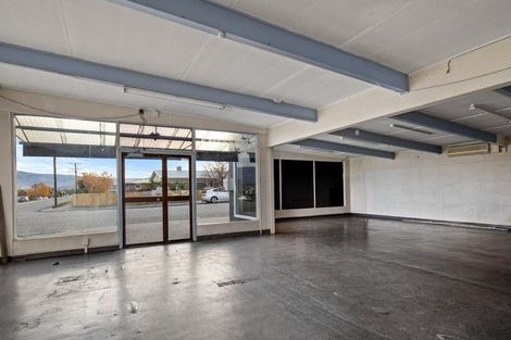 Photo of property in Terrace Stores, 29 Royal Terrace, Alexandra, 9320