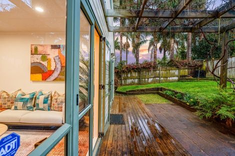 Photo of property in 630a Te Atatu Road, Te Atatu Peninsula, Auckland, 0610