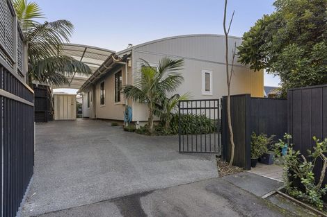 Photo of property in 5b Pacific View Road, Papamoa Beach, Papamoa, 3118