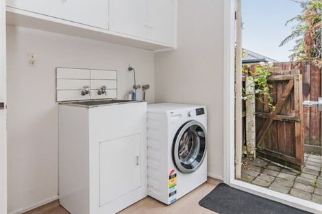 Photo of property in 2/337 Hendersons Road, Hoon Hay, Christchurch, 8025