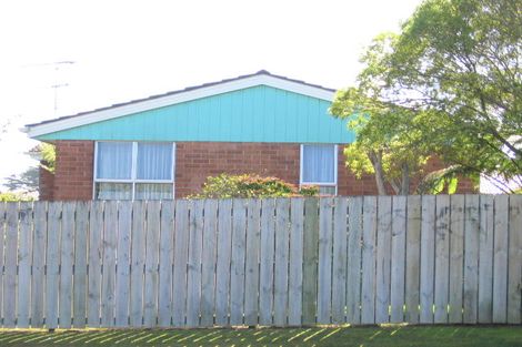 Photo of property in 68 Old Wairoa Road, Papakura, 2110