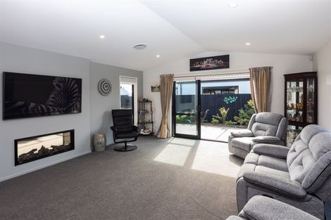 Photo of property in 123 Prestons Park Drive, Marshland, Christchurch, 8083