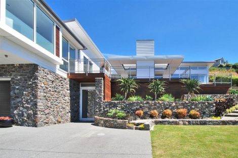 Photo of property in 10 Challenger Lane, Redcliffs, Christchurch, 8081