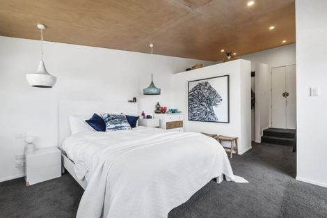 Photo of property in 12 Tyne Road, Forrest Hill, Auckland, 0620