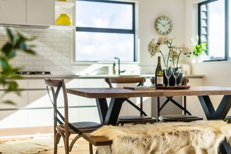 Photo of property in 8 Monstedt Terrace, Windsor Park, Auckland, 0632