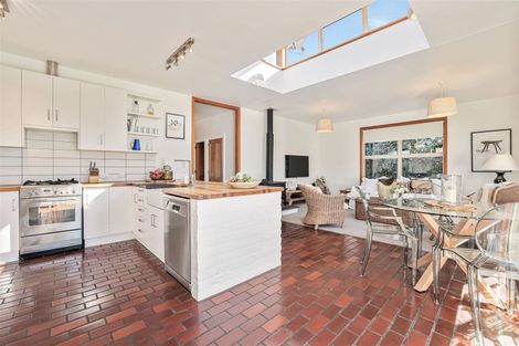 Photo of property in 18 Saint James Avenue, Papanui, Christchurch, 8053