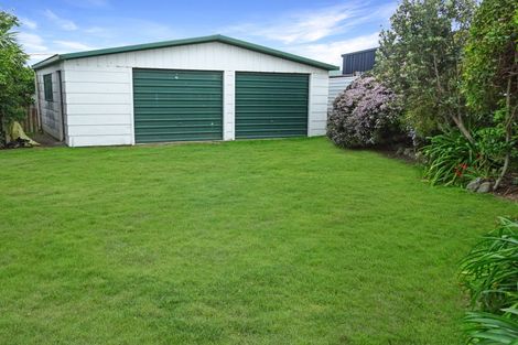 Photo of property in 35 Ruanui Street, Himatangi Beach, Foxton, 4891