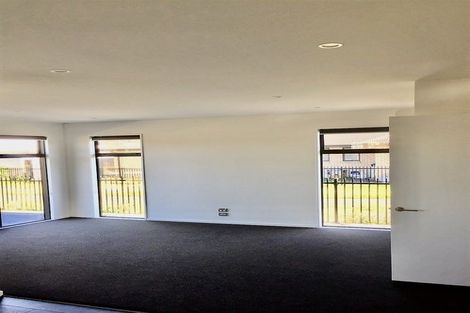 Photo of property in 25 Te Rito Street, Marshland, Christchurch, 8083