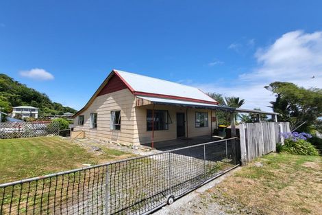 Photo of property in 2 Alexander Terrace, Greymouth, 7805