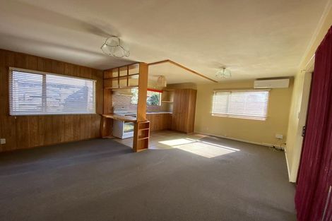 Photo of property in 60 Vintage Drive, Henderson, Auckland, 0612