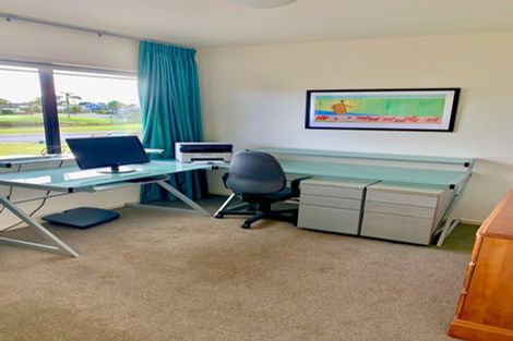 Photo of property in 116 Barbados Way, One Tree Point, 0118