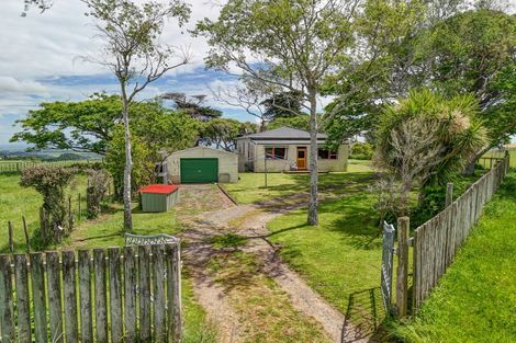 Photo of property in 1173 Karahaki Road, Waverley, 4591