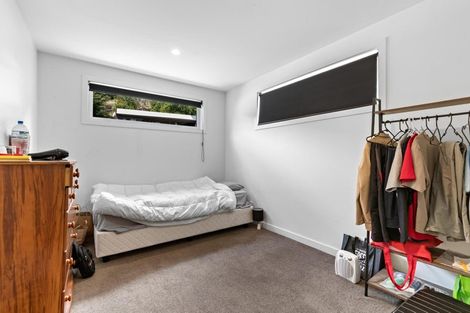 Photo of property in 8 Mackinnon Terrace, Sunshine Bay, Queenstown, 9300