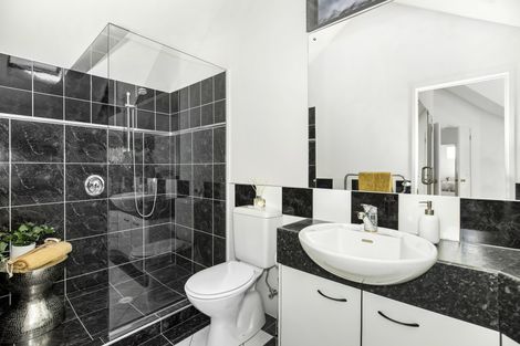 Photo of property in 82 Glenross Drive, Wattle Downs, Auckland, 2103