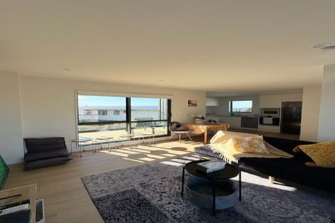 Photo of property in 27d Te Atatu Road, Te Atatu South, Auckland, 0610