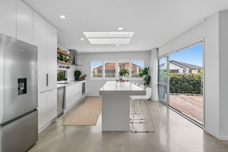 Photo of property in 6 Kahuparere Crescent, Pyes Pa, Tauranga, 3112