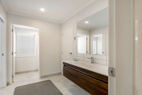 Photo of property in 34 Tirimoana Place, Otamatea, Whanganui, 4501