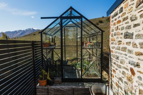 Photo of property in 5 Mistake Drive, Lake Tekapo, 7999