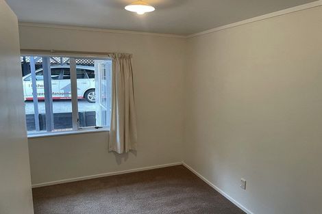 Photo of property in 1/69 Monarch Avenue, Hillcrest, Auckland, 0627