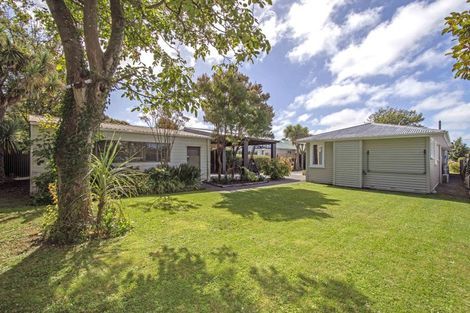Photo of property in 47 Stapletons Road, Richmond, Christchurch, 8013