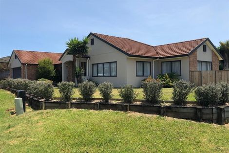 Photo of property in 4 George Deane Place, Greenhithe, Auckland, 0632