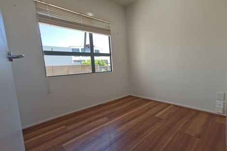 Photo of property in 64a Castor Road, Castor Bay, Auckland, 0620
