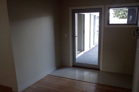 Photo of property in 46 Spinnaker Drive, Te Atatu Peninsula, Auckland, 0610