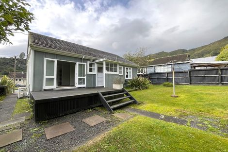 Photo of property in 79 Wilkie Crescent, Naenae, Lower Hutt, 5011
