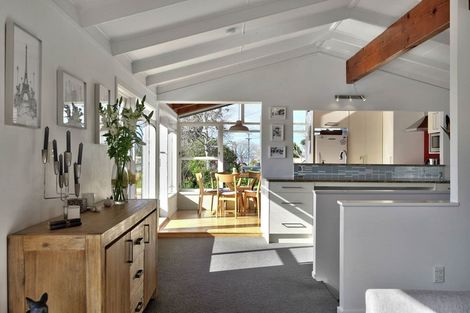 Photo of property in 118 Bleakhouse Road, Mellons Bay, Auckland, 2014